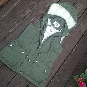 New! Furry green vest